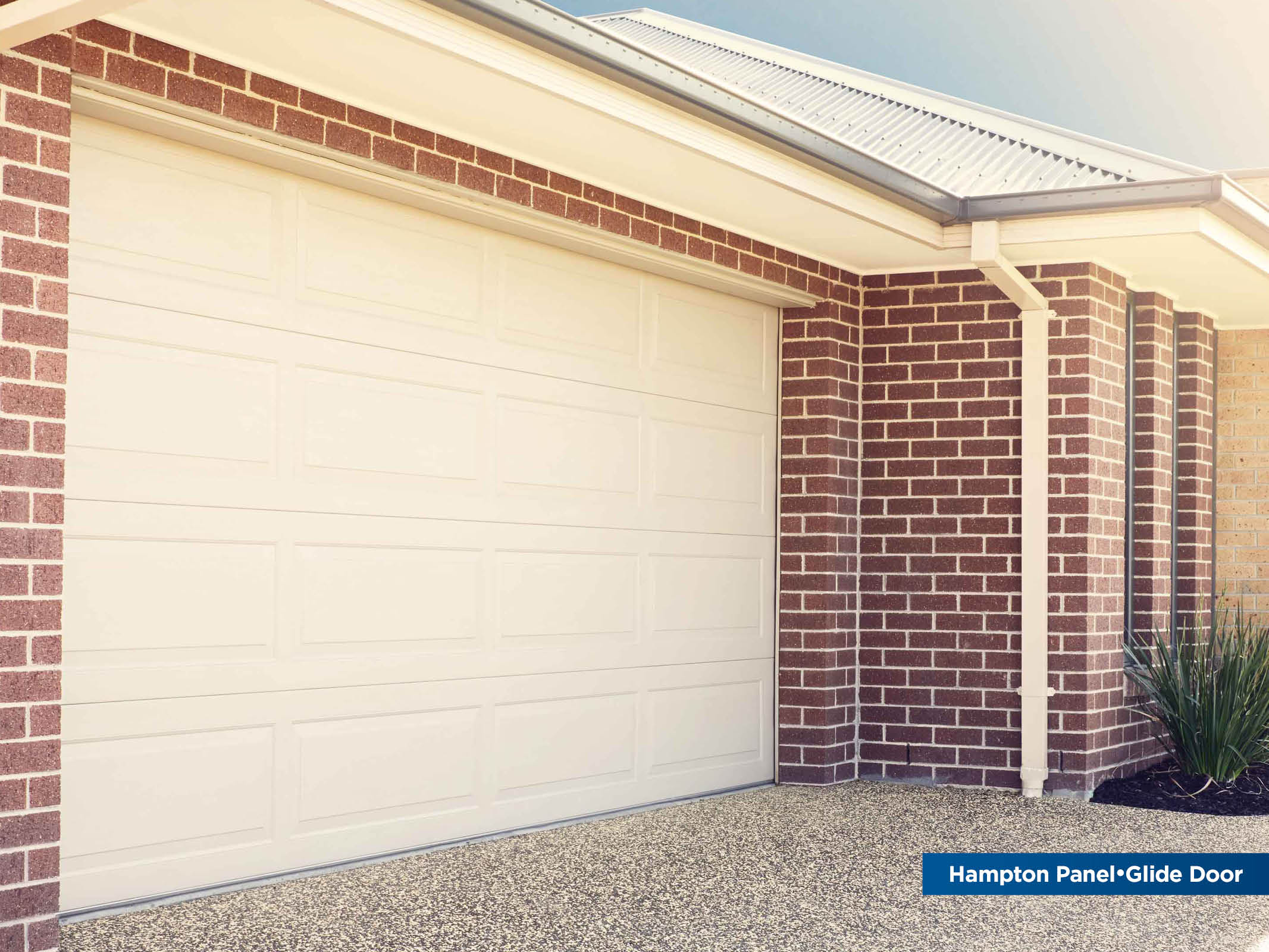 Gliderol Essentials Sectional Door - Hampton