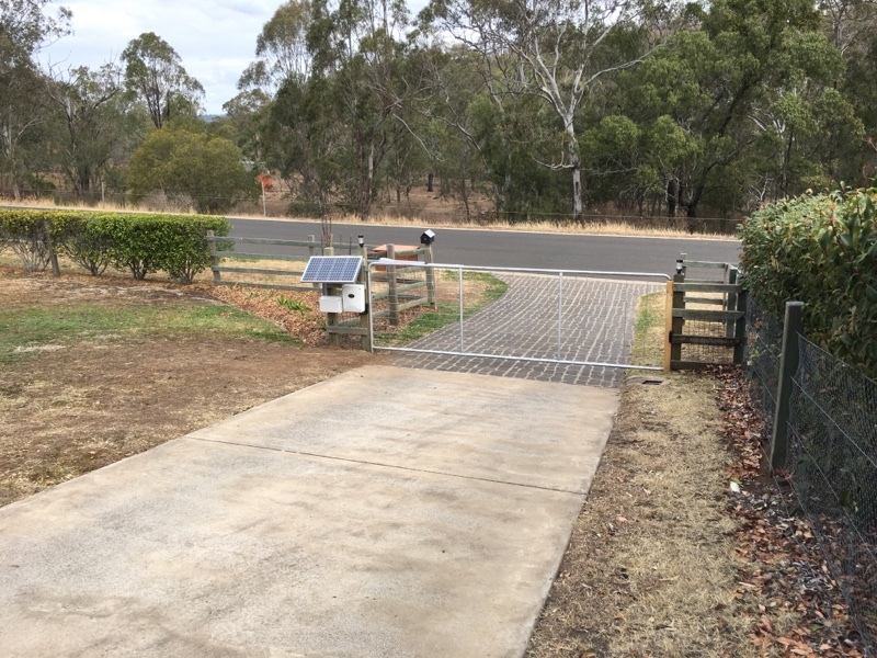 Farm Gate Solar Motor 