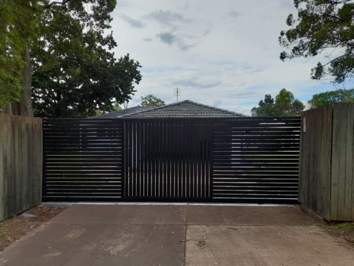 Slide Gate